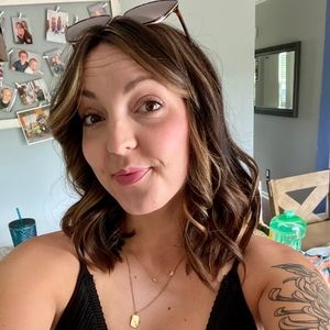 Meet your Posher, Amanda